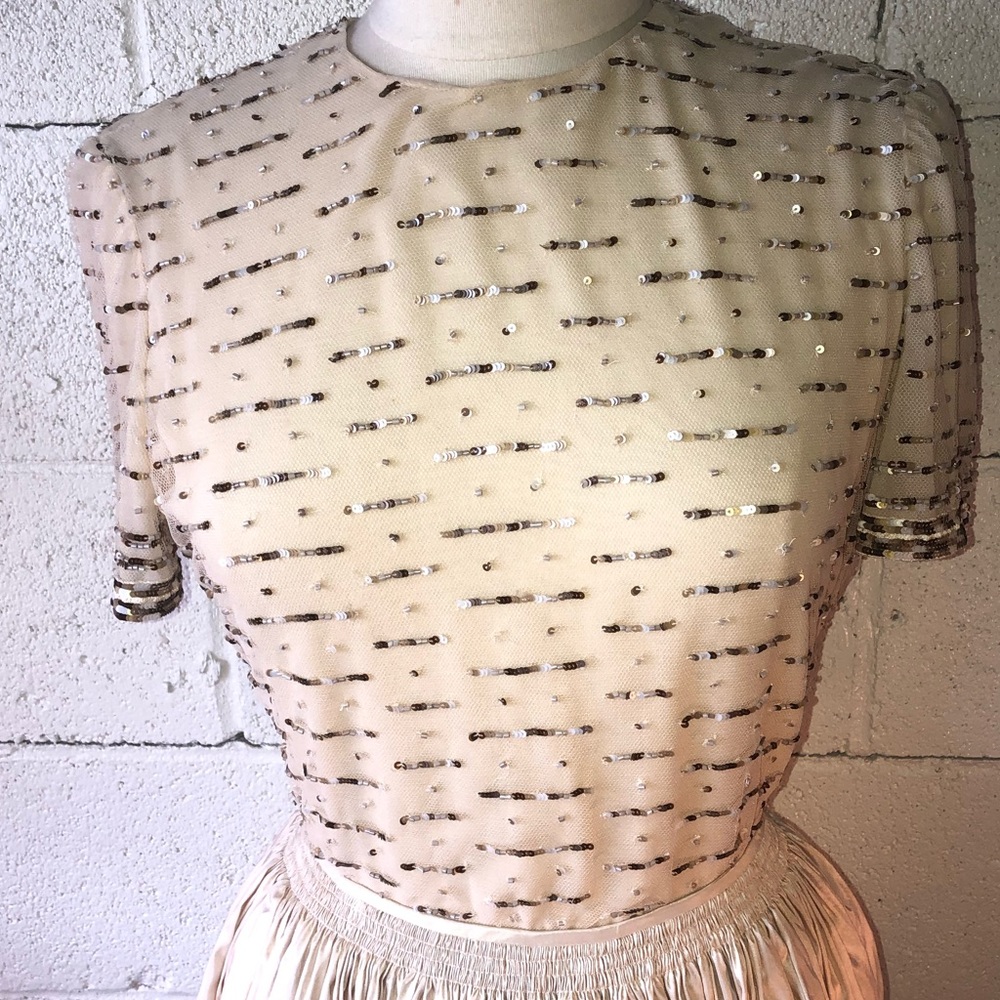 Carolina Herrera sequined zip top sz 8 reversible